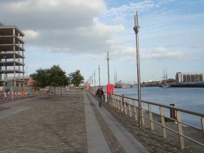 Passeio nas Docas de Dublin