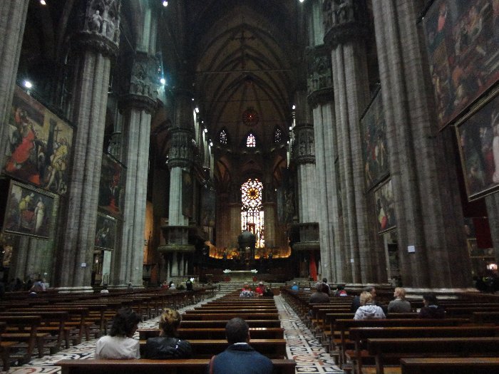 Interior do Duomo di Milano