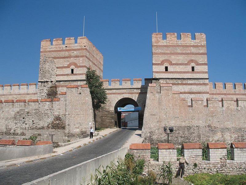 Parte restaurada das muralhas da cidade