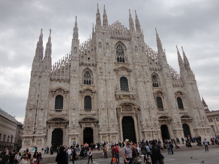 Catedral de Milão (a quarta maior do mundo)