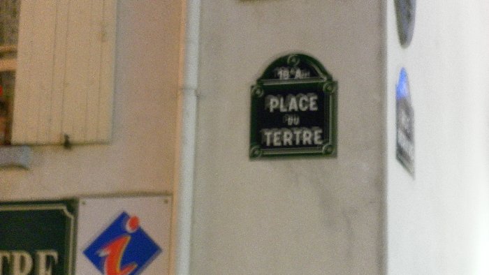 Placa indicativa da famosa Place du Tertre