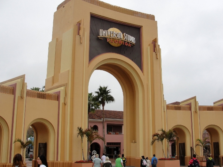 Foto da entrada do Parque Universal Studios em Orlando na Flórida